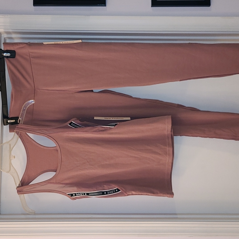 Active wear - Picture 5 of 6